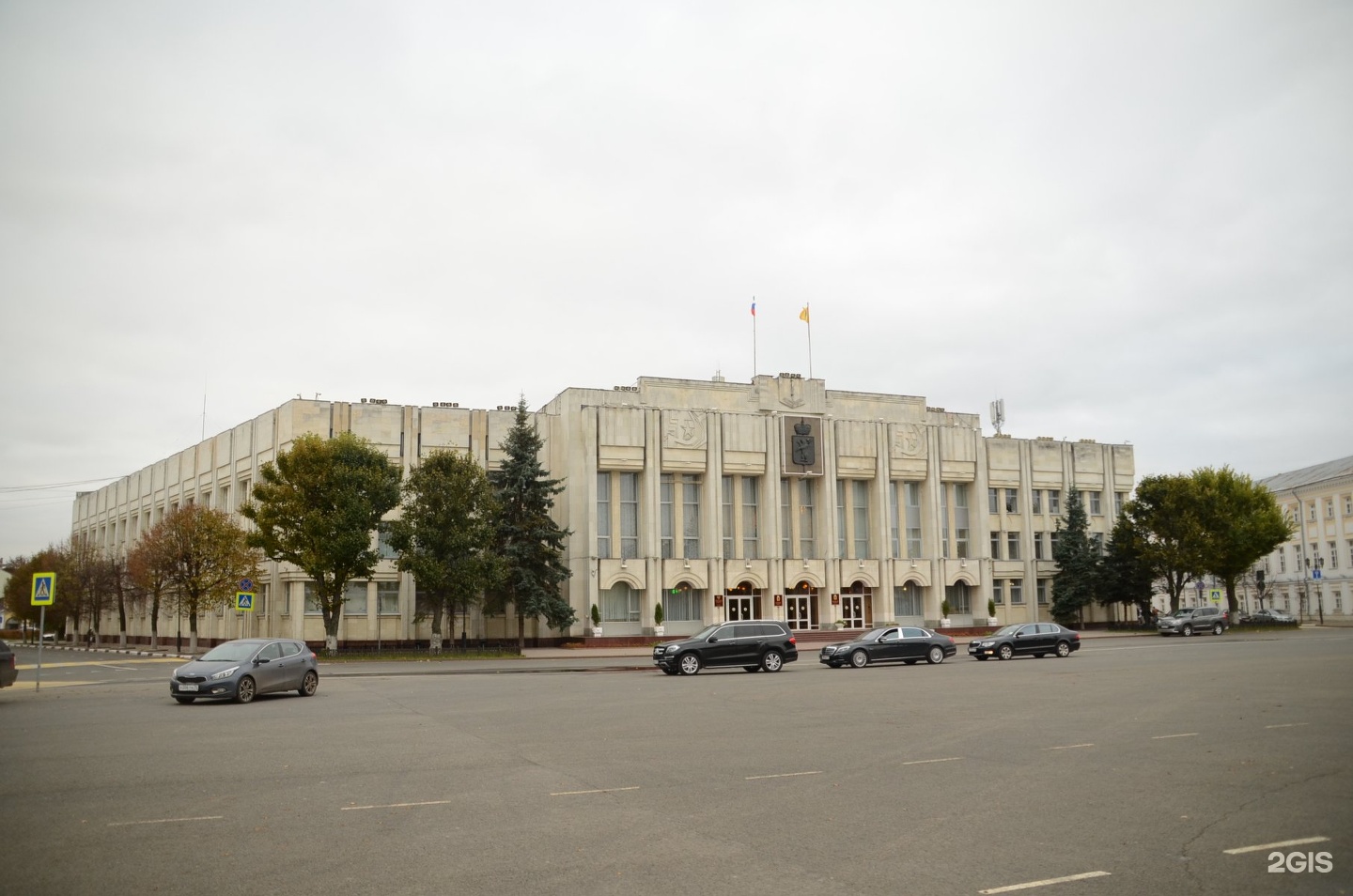 Правительство ярославской области советская площадь 3 фото