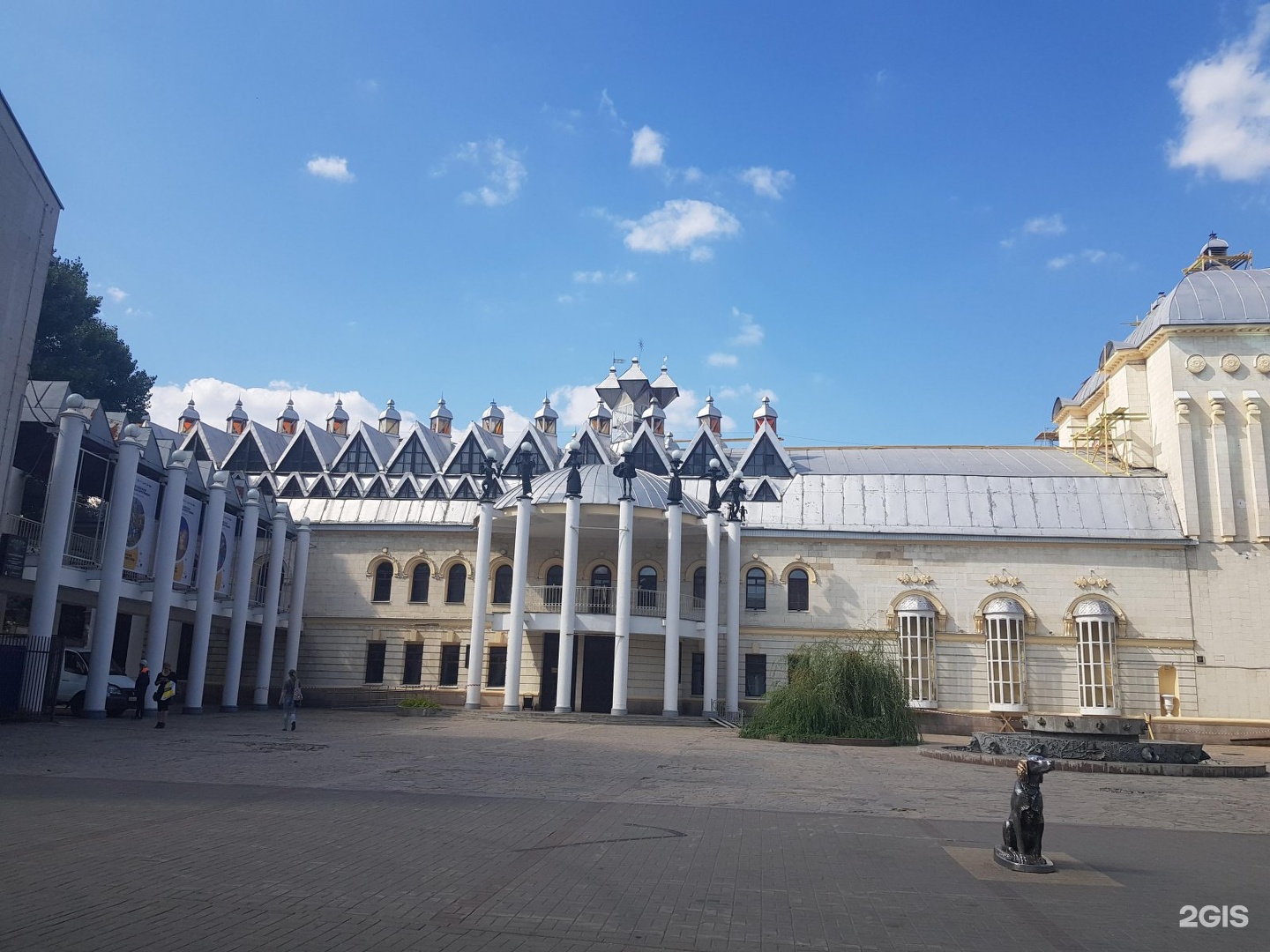 Воронежский театр шут. Театр Шут Воронеж. Театр кукол Воронеж. Воронежский детский театр. Театр кукол Шут Воронеж фото.