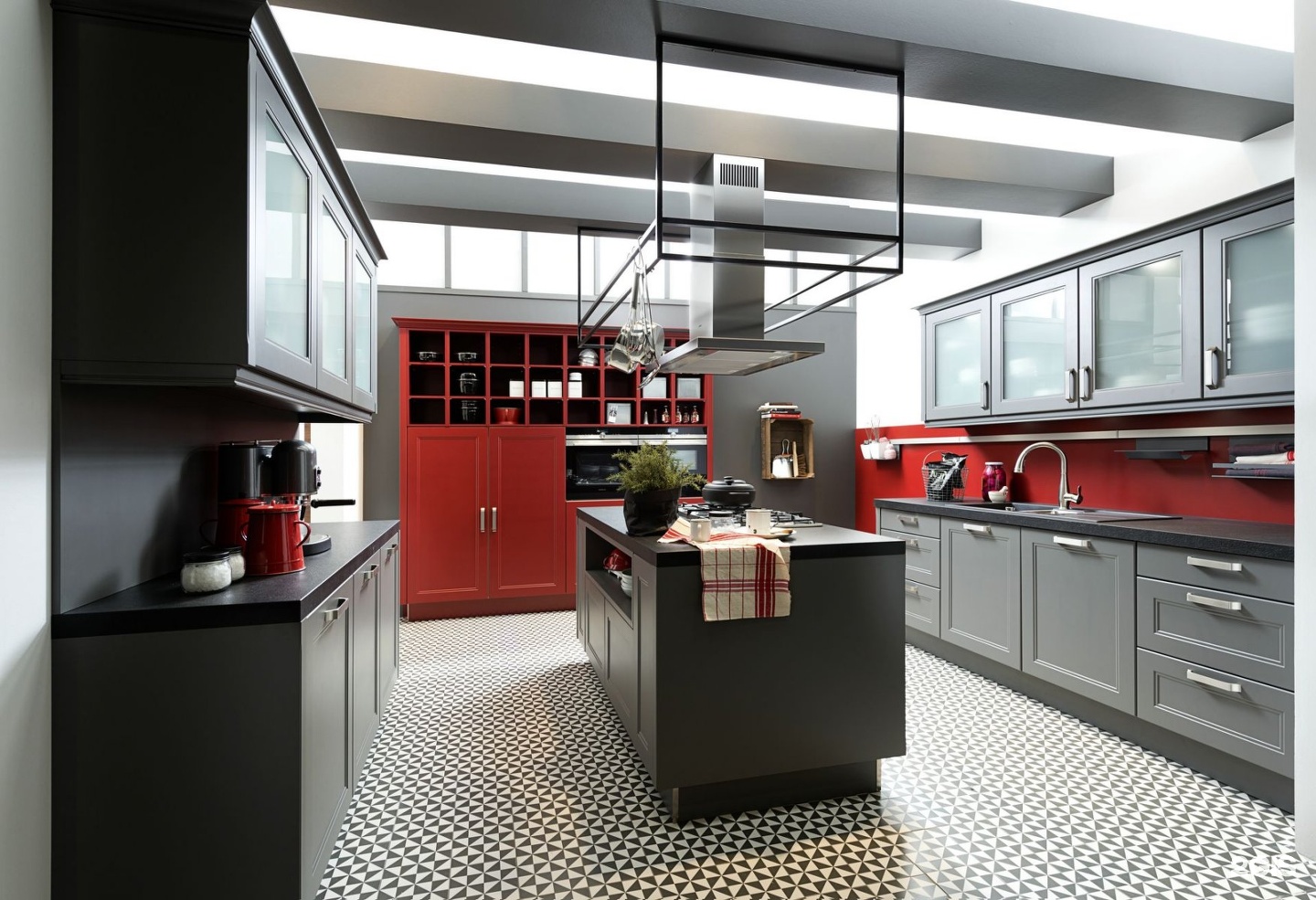 современный дизайн красной кухни фото
