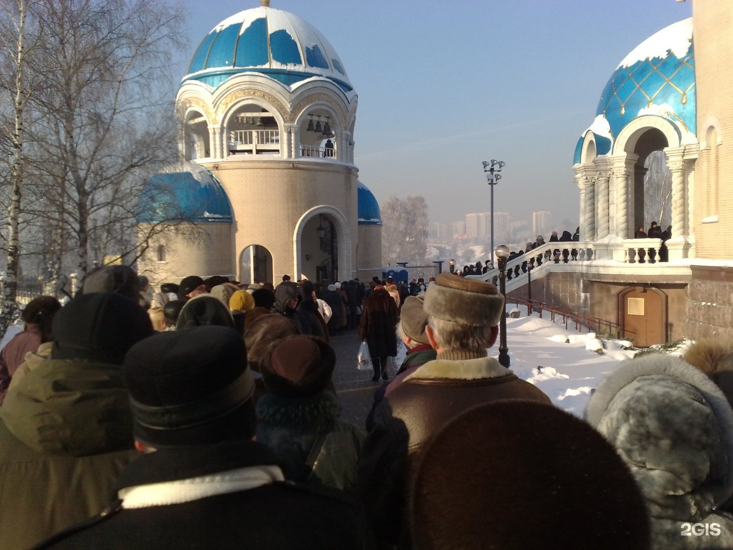 храм троицы живоначальной в орехово борисово