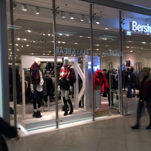 Фото от владельца Bershka, сеть магазинов одежды и обуви