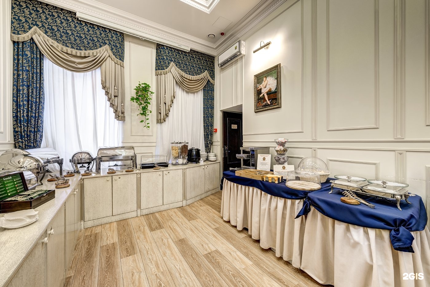 Grada boutique hotel. Града отель Кузнецкий мост. Града бутик отель Москва. Гранд бутик отель Москва. Град гостиница Москва.