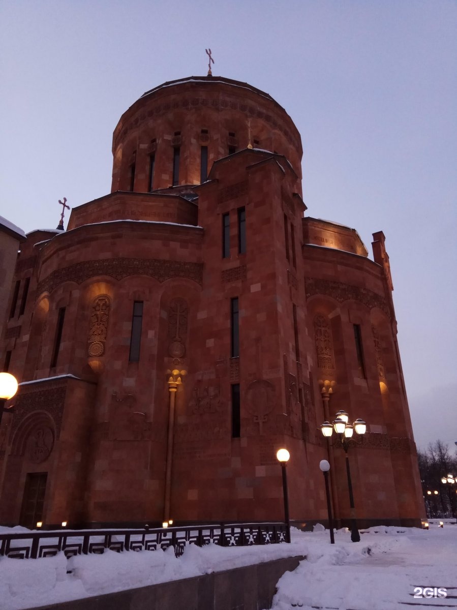 армянский церковь в москве на олимпийском