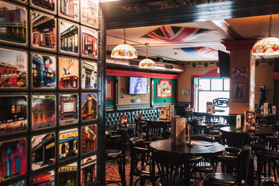 Harats irish pub. Харатс паб Покровка 6. Harat’s pub, Москва, улица Покровка. Ирландский паб Harat's Москва. Харатс чистые пруды.