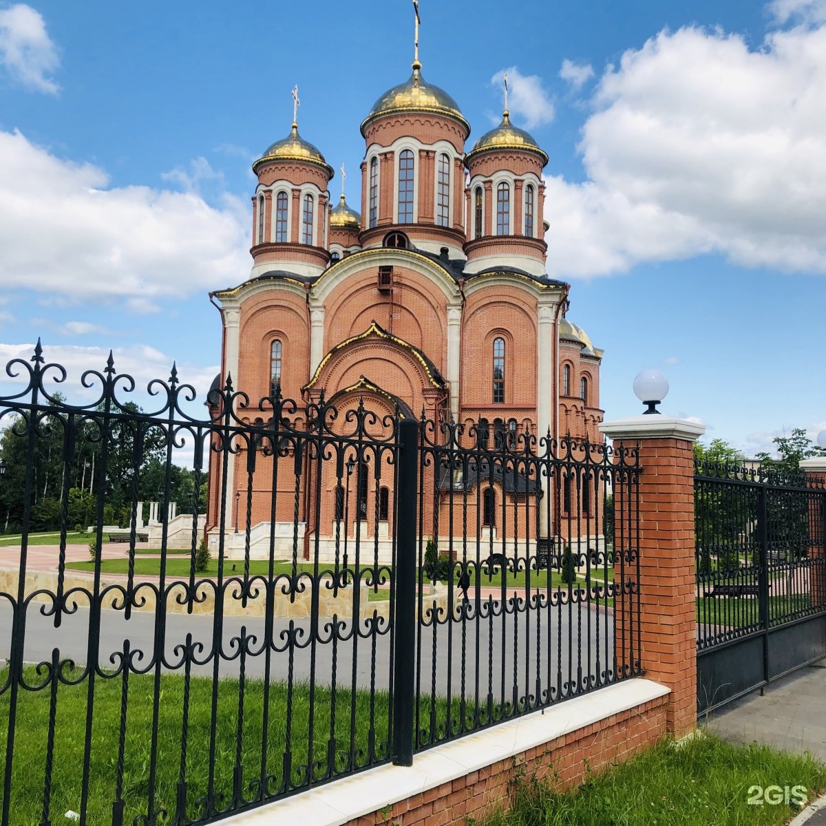 Храм Серафима Саровского в Селятино