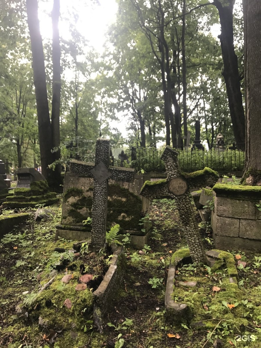 Смоленское лютеранское кладбище в санкт петербурге фото