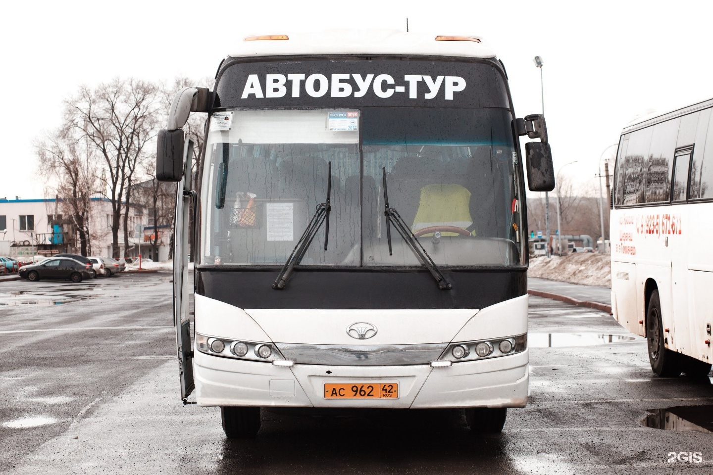 Кемерово горно алтайск автобус. Автобус тур рейс до ярового. Служба пассажирских перевозок Томск.