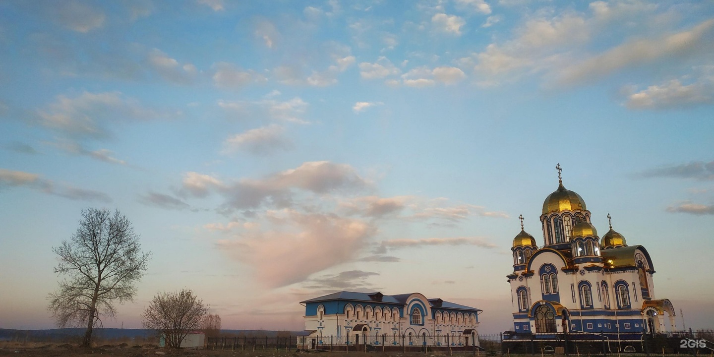 Храм казанской иконы божией матери кемерово. Казанский храм Кемерово. Собор Казанской Божьей матери в Кемерово. Храм Кемерово 16x9. Церковь Кемерово на Комсомольском проспекте.