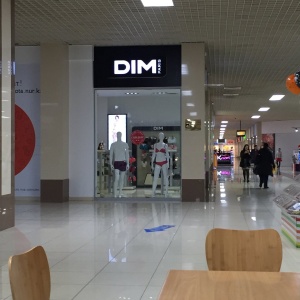 Фото от владельца DIM, сеть бутиков нижнего белья и чулочных изделий