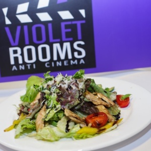 Фото от владельца Violet Rooms, кафе-кинозал