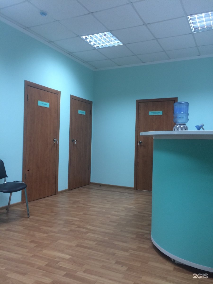 Медцентр на калинина. Клиника на Калинина 10 Астрахань. Новая медицина Калинина 10б.