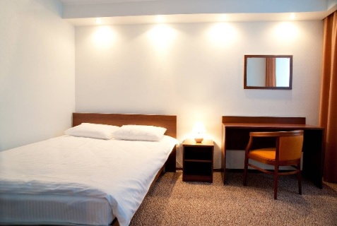 Находка: Отель Надежда