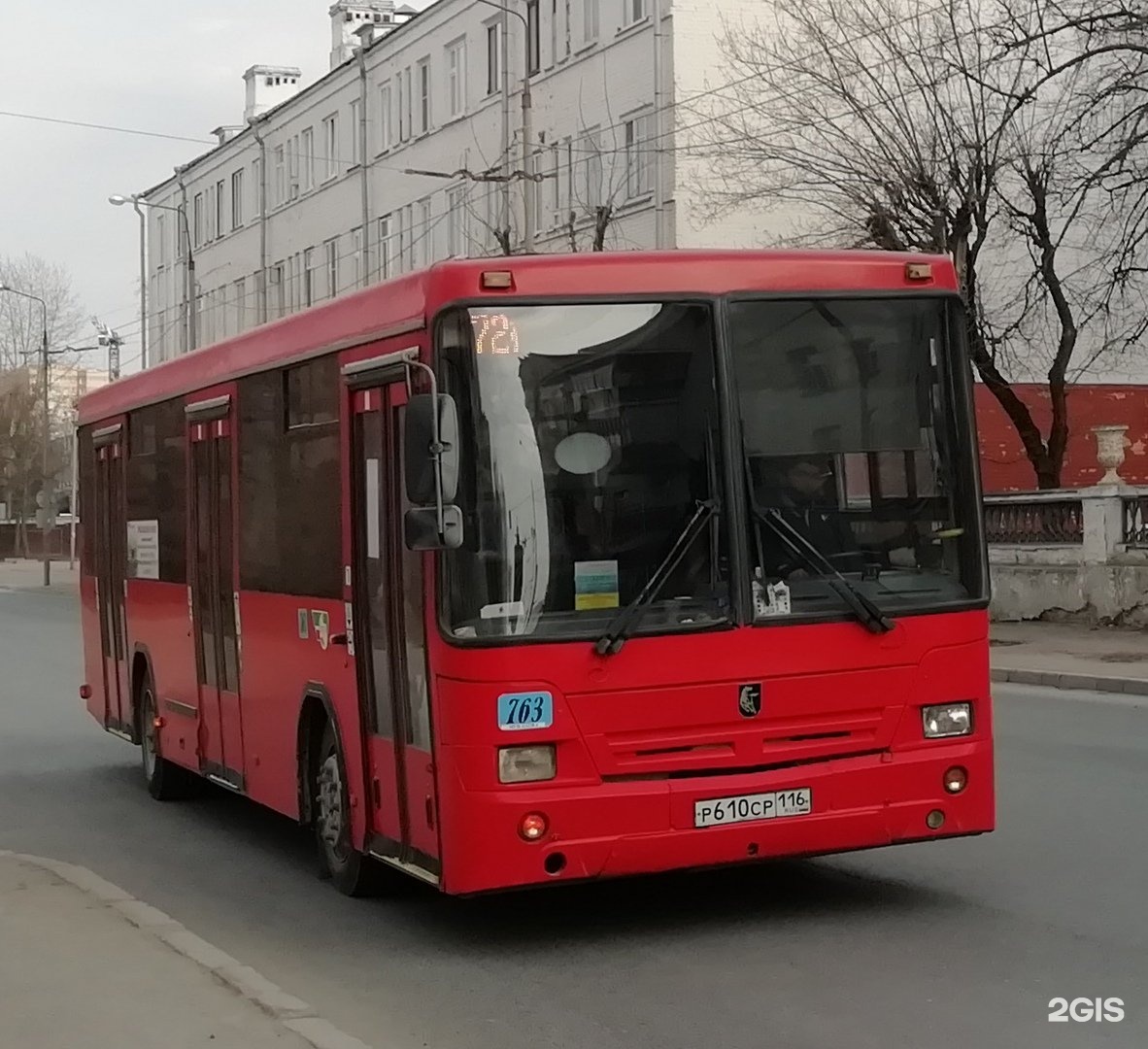 49 автобус казань. 72 Автобус Казань. Автобус 2 Казань. Красный автобус Казань.