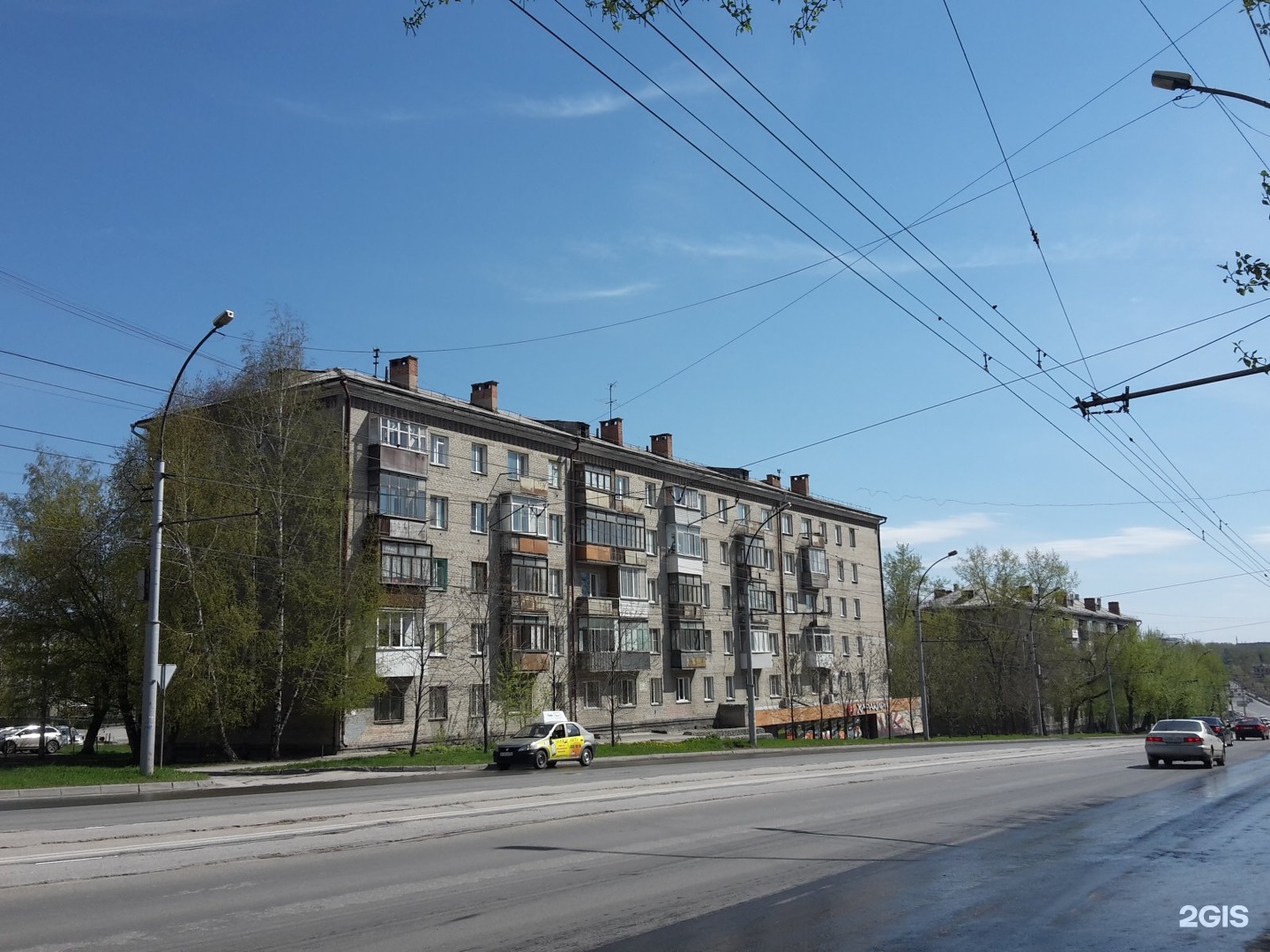 площадь сибиряков гвардейцев новосибирск