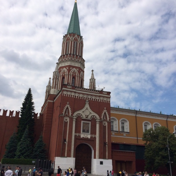 Никольская башня кремля фото