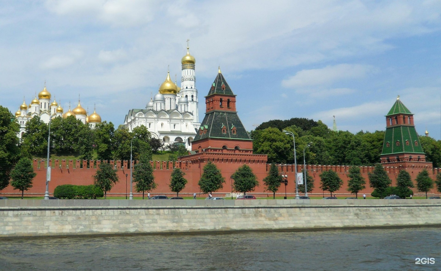 Тайницкая башня московского кремля
