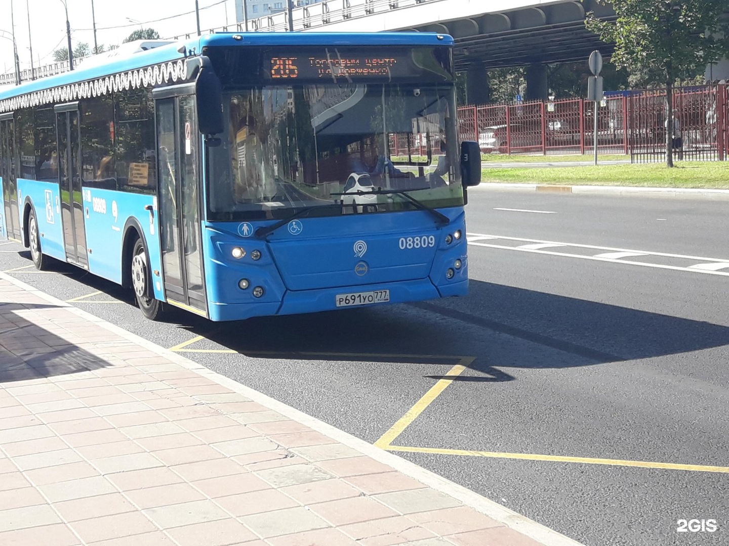 Маршрут 205 автобуса москва остановки. Электробус 205. Маршрут 291 автобуса. МАЗ-205 автобус. 205 Желтый автобус.