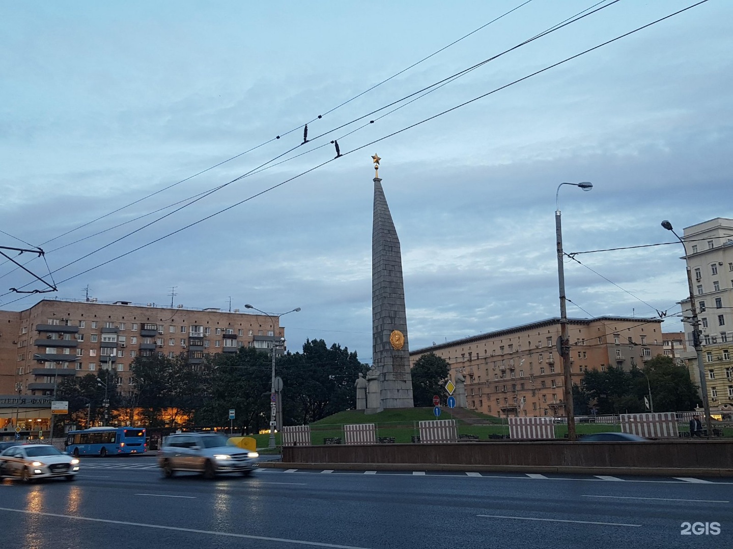 Обелиск москва город герой