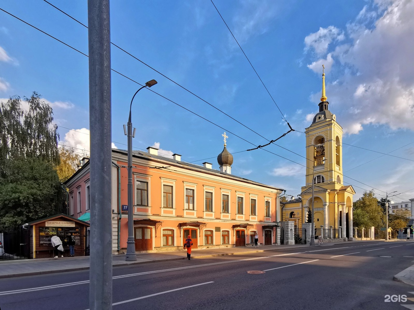 москва большая полянка