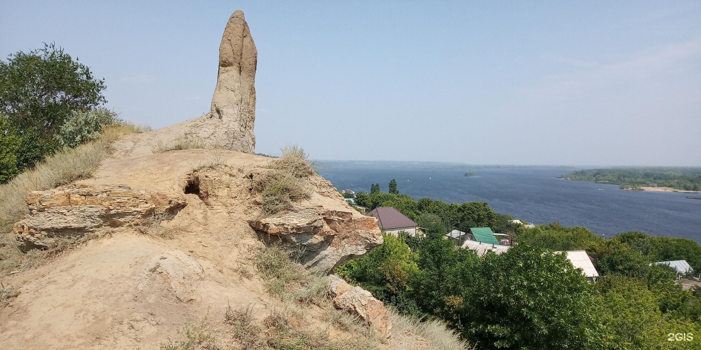 Три монаха. Останец три монаха. Памятник три монаха Саратов. Три горы Саратова. Соколовая гора Саратов.