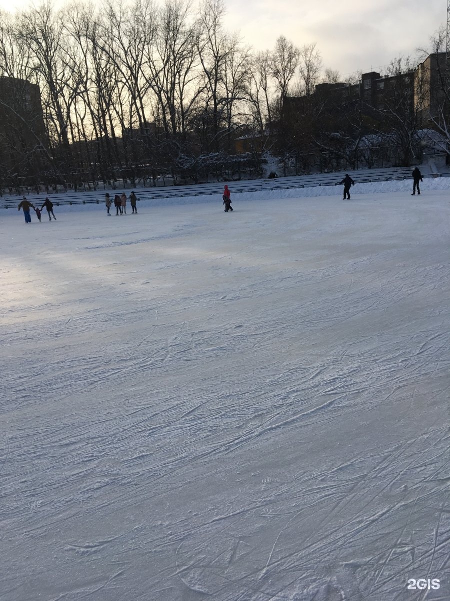 Каток локомотив москва