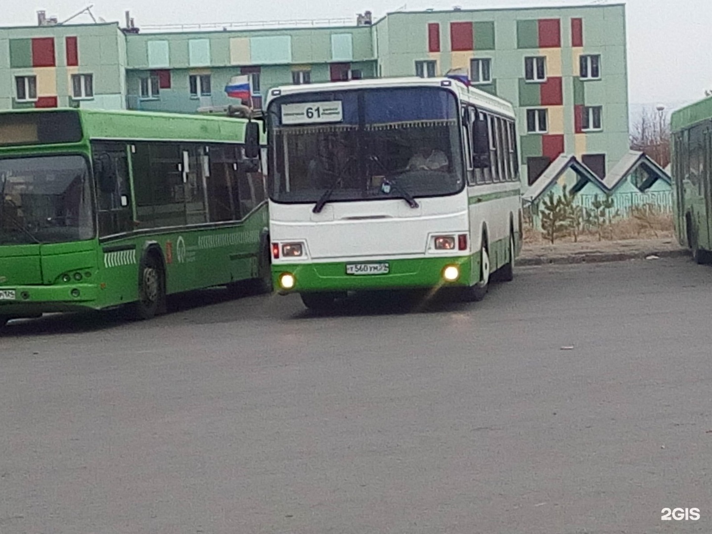 Остановки 61 автобуса екатеринбург. Автобус 61 Красноярск. ЛИАЗ 61 автобус Красноярск. 61 Автобус Оренбург. Автобус 61 Владивосток.