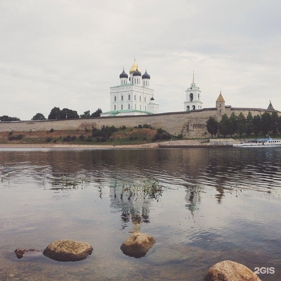 Ольгинская набережная в пскове