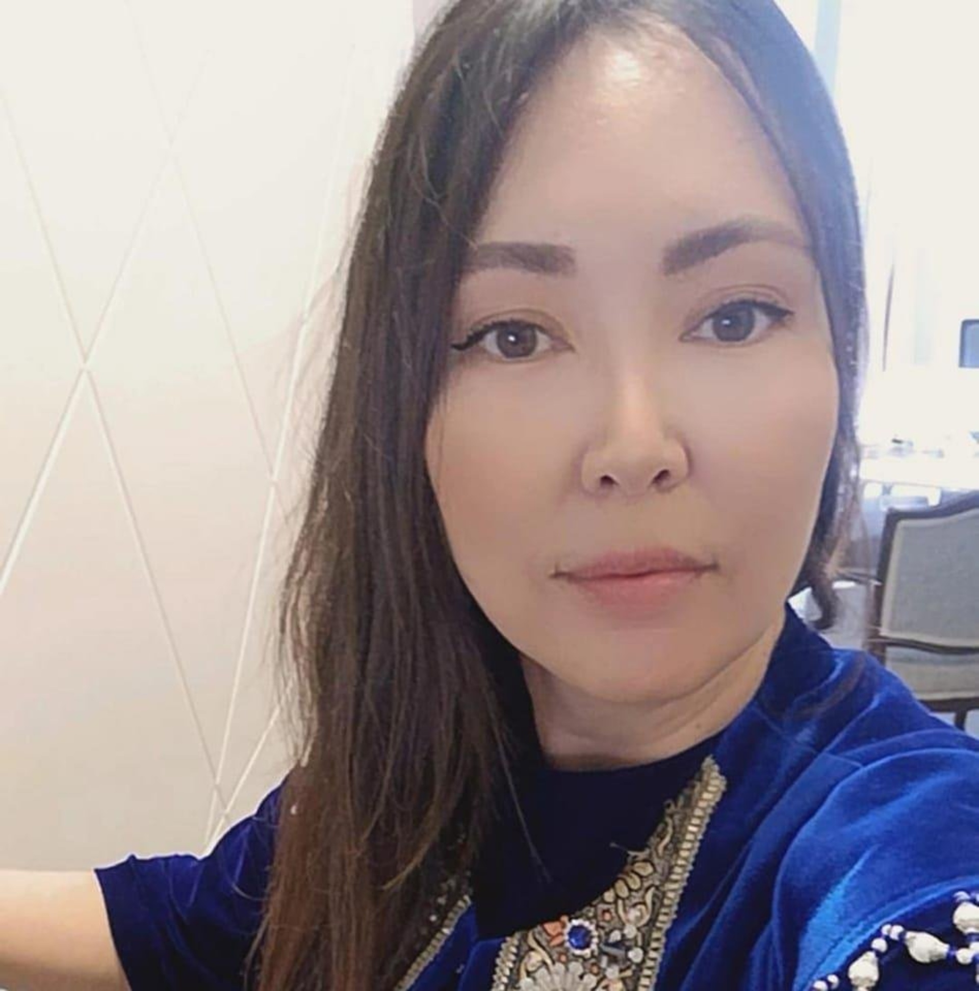 Ересек әйелді ебедейсiз