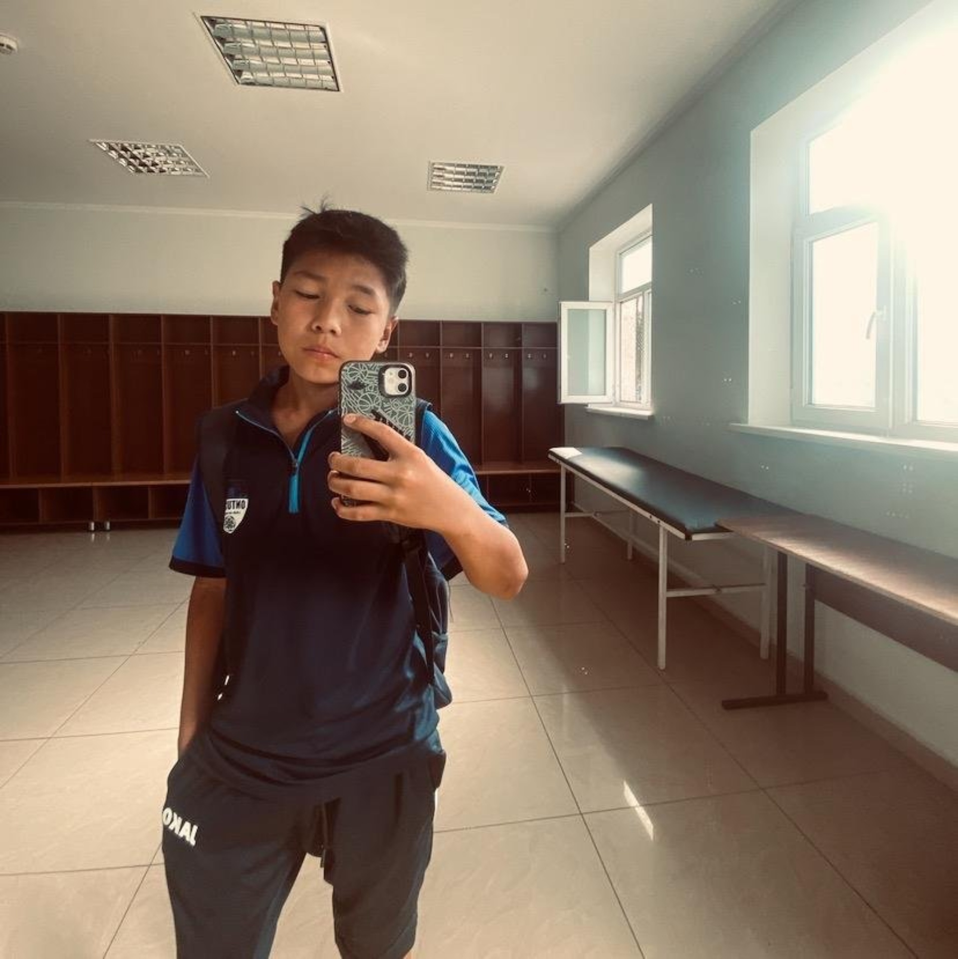 Фистинг толы