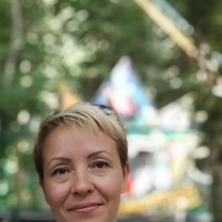 Александра Гвоздикова