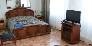 Ноябрьск: Отель Цезарь