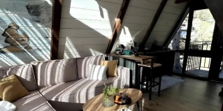 Эльбрус: Коттедж Къашха Таш