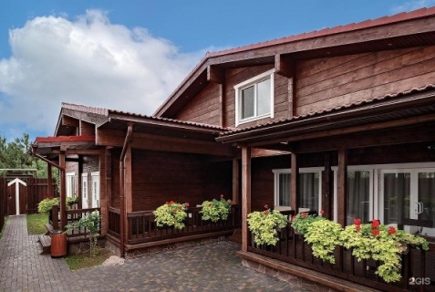 Бережки: Турбаза Fish Point family resort