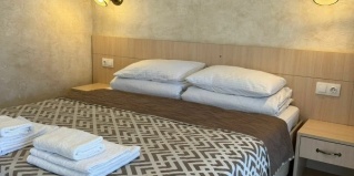 Кучугуры: Отель Гранд Камелия