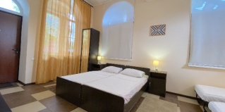 Архипо-Осиповка: Гостевой дом Вишнёвая