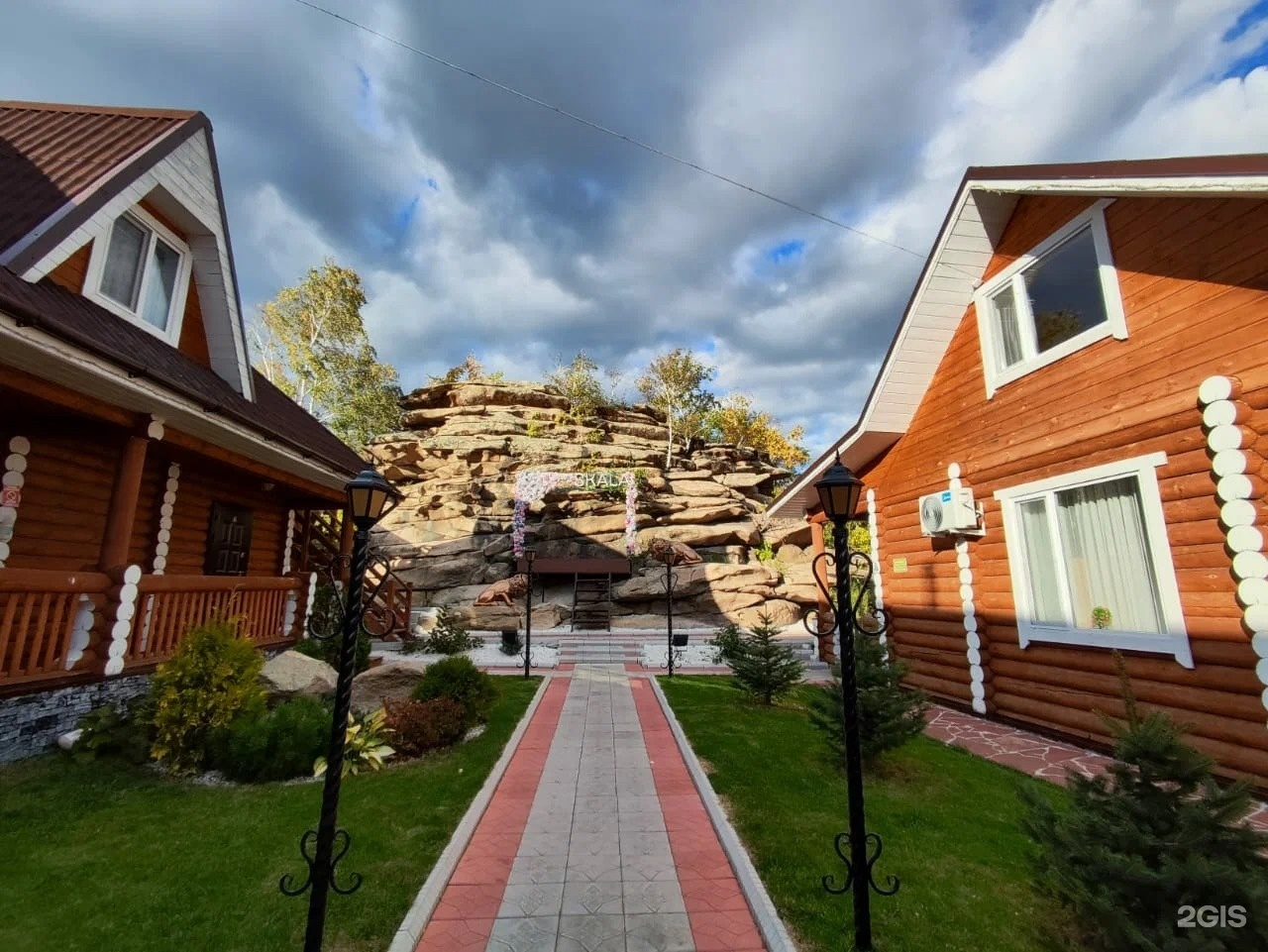 SKALA eсohotel & restaurant