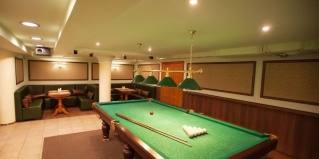 Бор: Отель Купеческий клуб