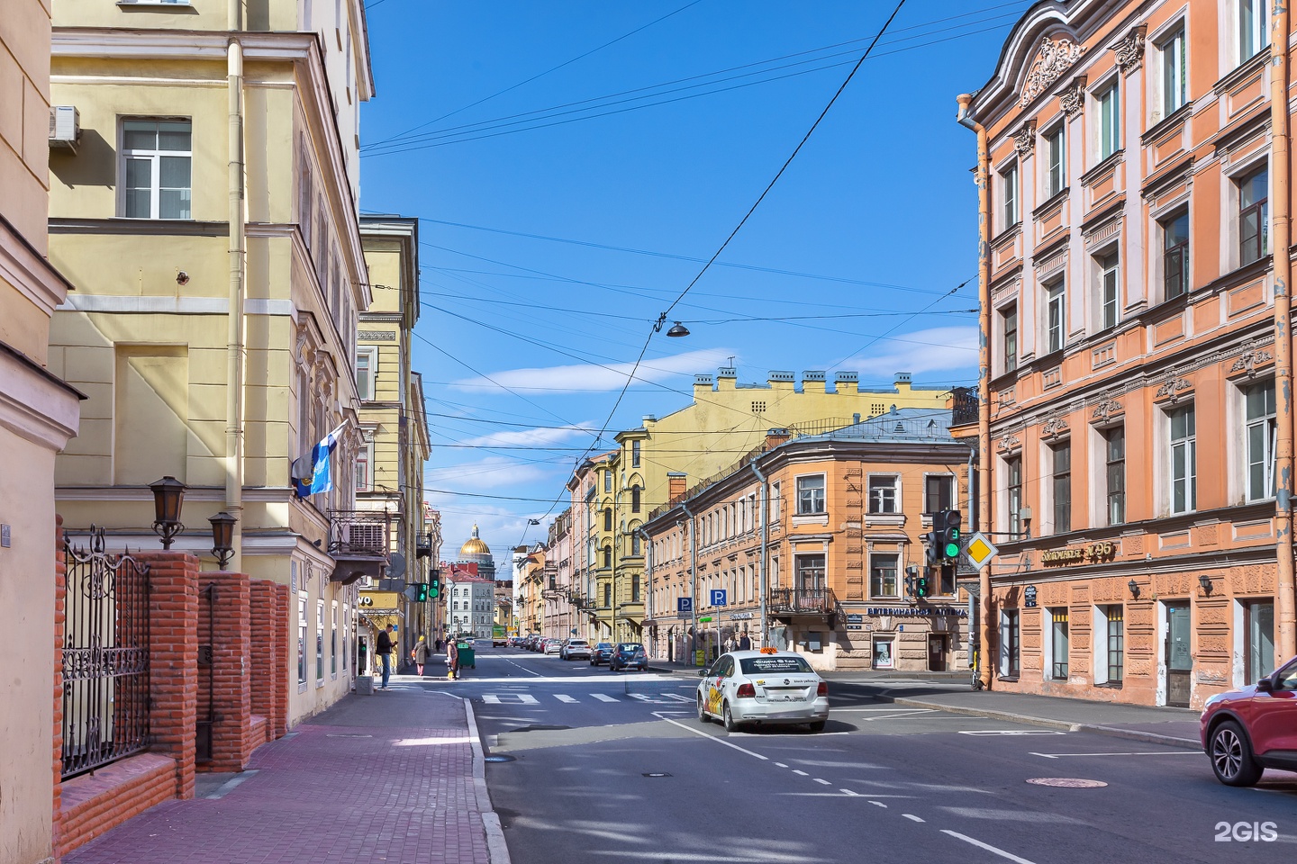 Отель Адриан, Санкт-Петербург, Большая Подьяческая, 18 — цена, фото, отзывы  и адрес отеля | забронировать на Отелло