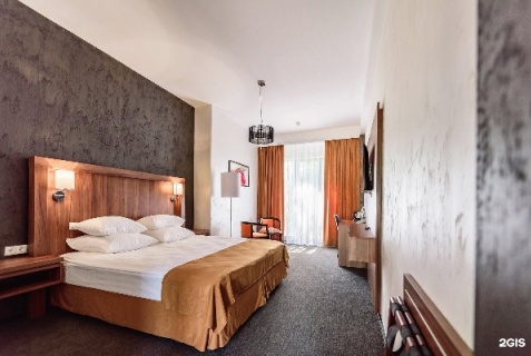 Белоозёрский: Отель Аристократ