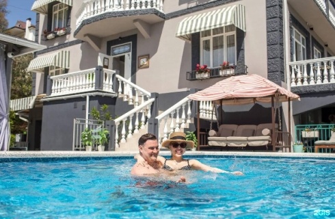 Сочи: Коттедж Серый гусь