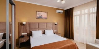 Витязево: Отель Family Pride Inn Династия