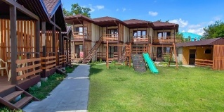 Кучугуры: Коттедж U Dacha
