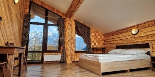 Красная Поляна: Коттедж Кедр 760