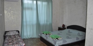 Пицунда: Гостевой дом La Mer