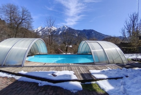 Красная Поляна: Коттедж Солнечный