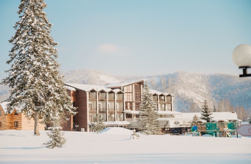 пос. Катунь: Гостевой дом Парк-отель Ая