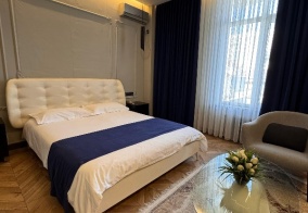 Отель Bugu hotel в Бишкеке
