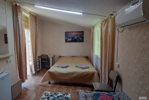 Гудаутский район: Турбаза Золотая бухта