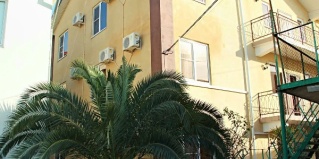 Адлер: Гостевой дом Bora-Bora