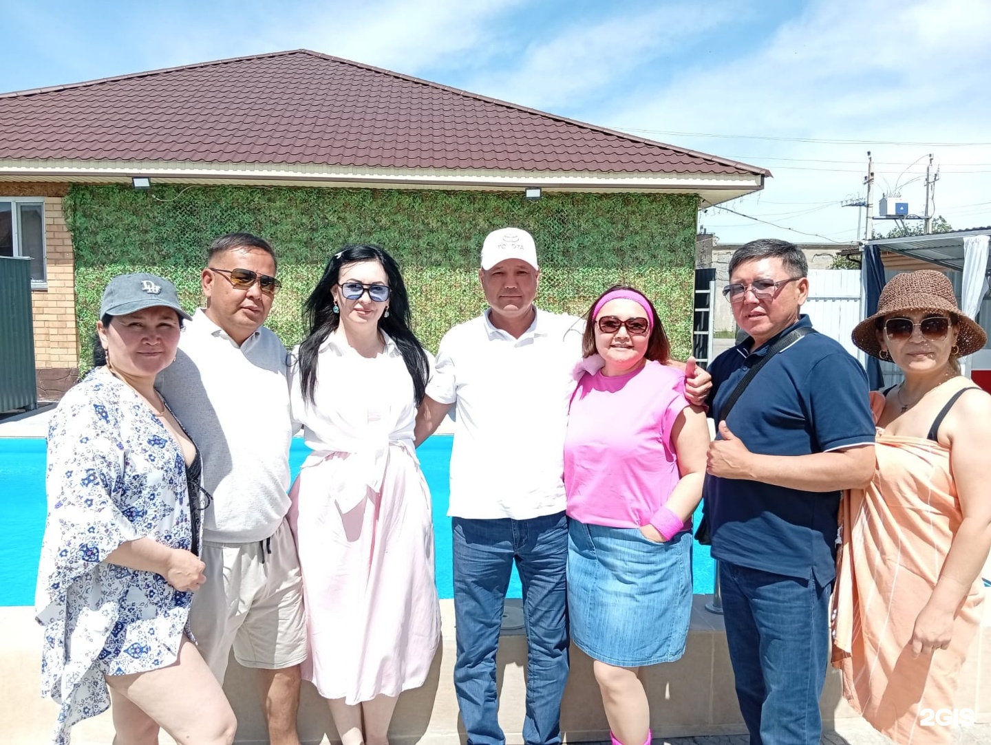 SHAHTERSKY FAMILY RESORT
